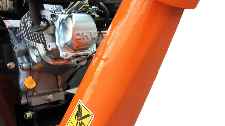 Versatile gasoline Powered Wood Chipper Sharp Blades, Strong Torque, Excellent Chip Quality